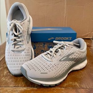Brooks Ghost 13 Women’s Running Shoes - Size 8.5 Wide